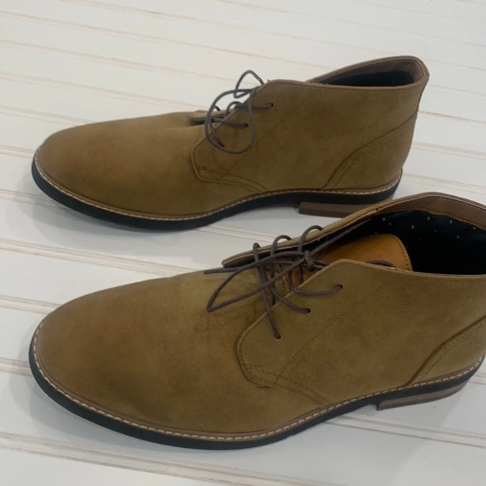 Hawker Rye‎ Suede Chucca Boots size 11.5